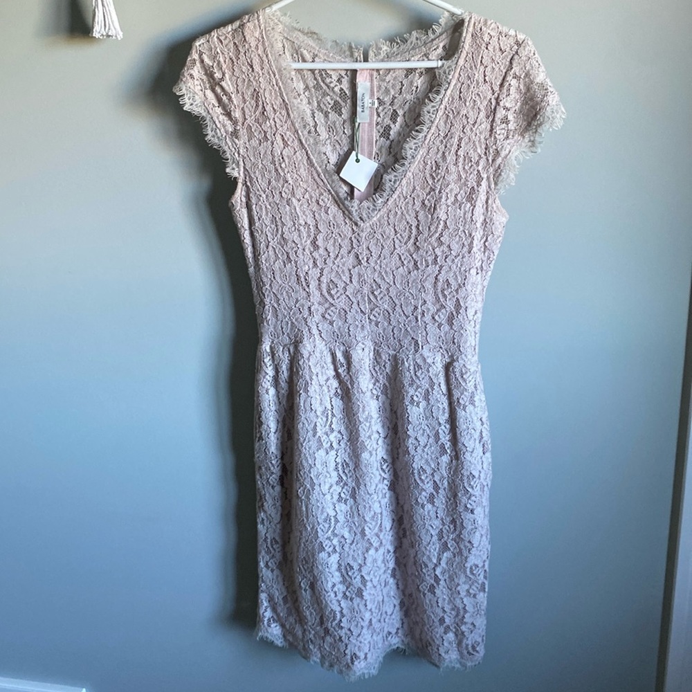 Babaton Lace Dress Dusty Pink